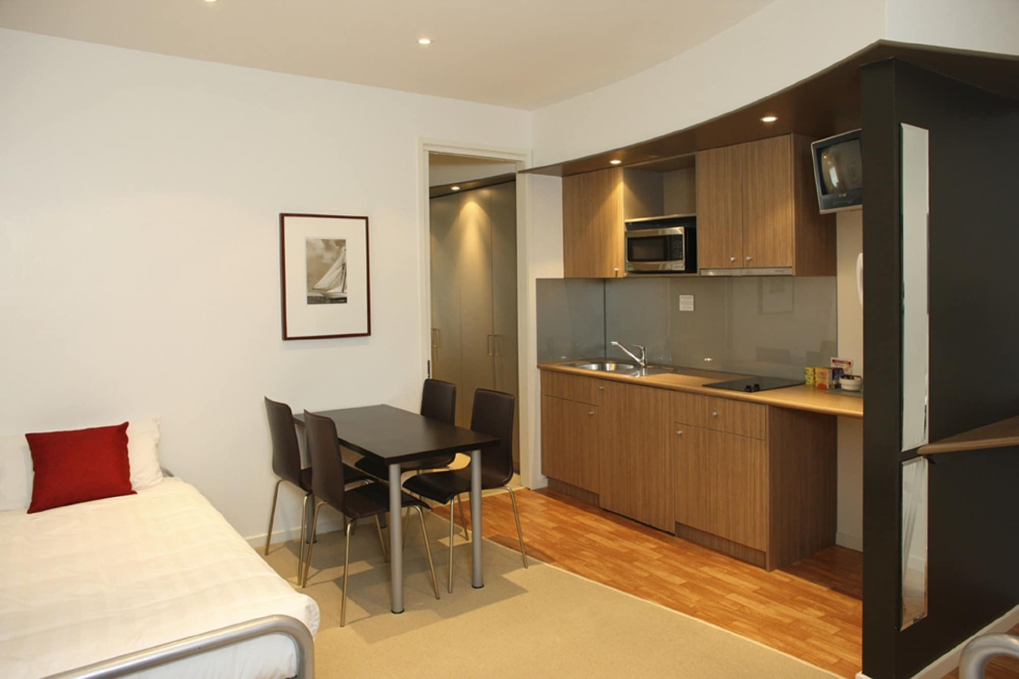The Waves Apartments Каус Екстер'єр фото