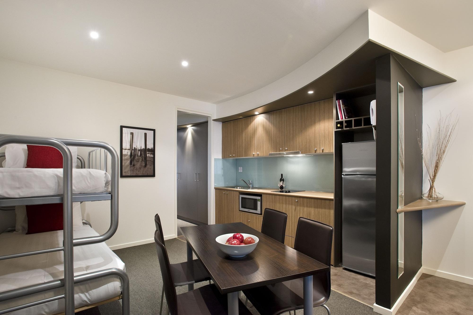 The Waves Apartments Каус Екстер'єр фото