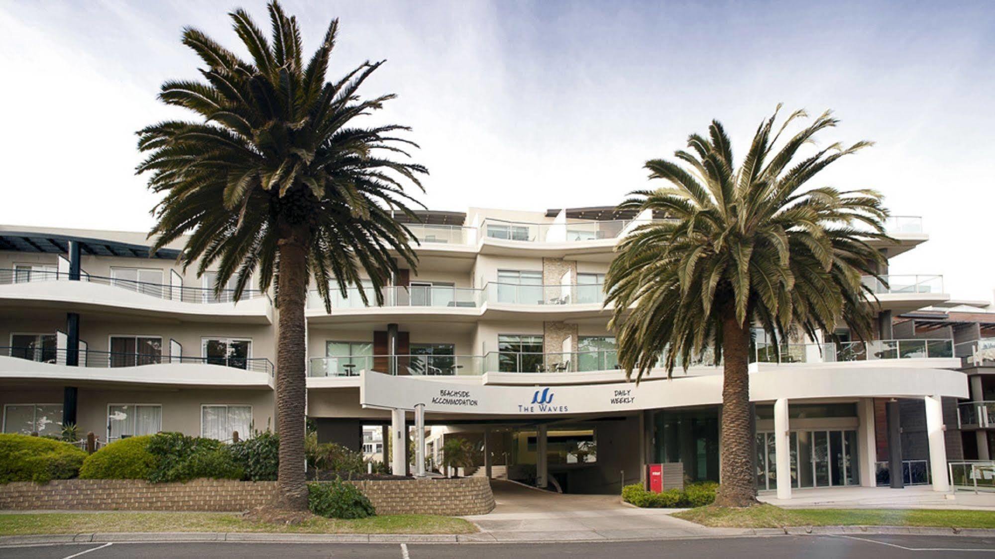 The Waves Apartments Каус Екстер'єр фото