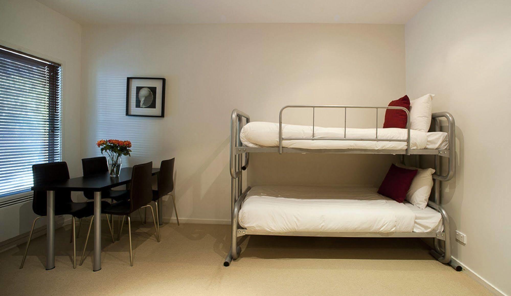 The Waves Apartments Каус Екстер'єр фото