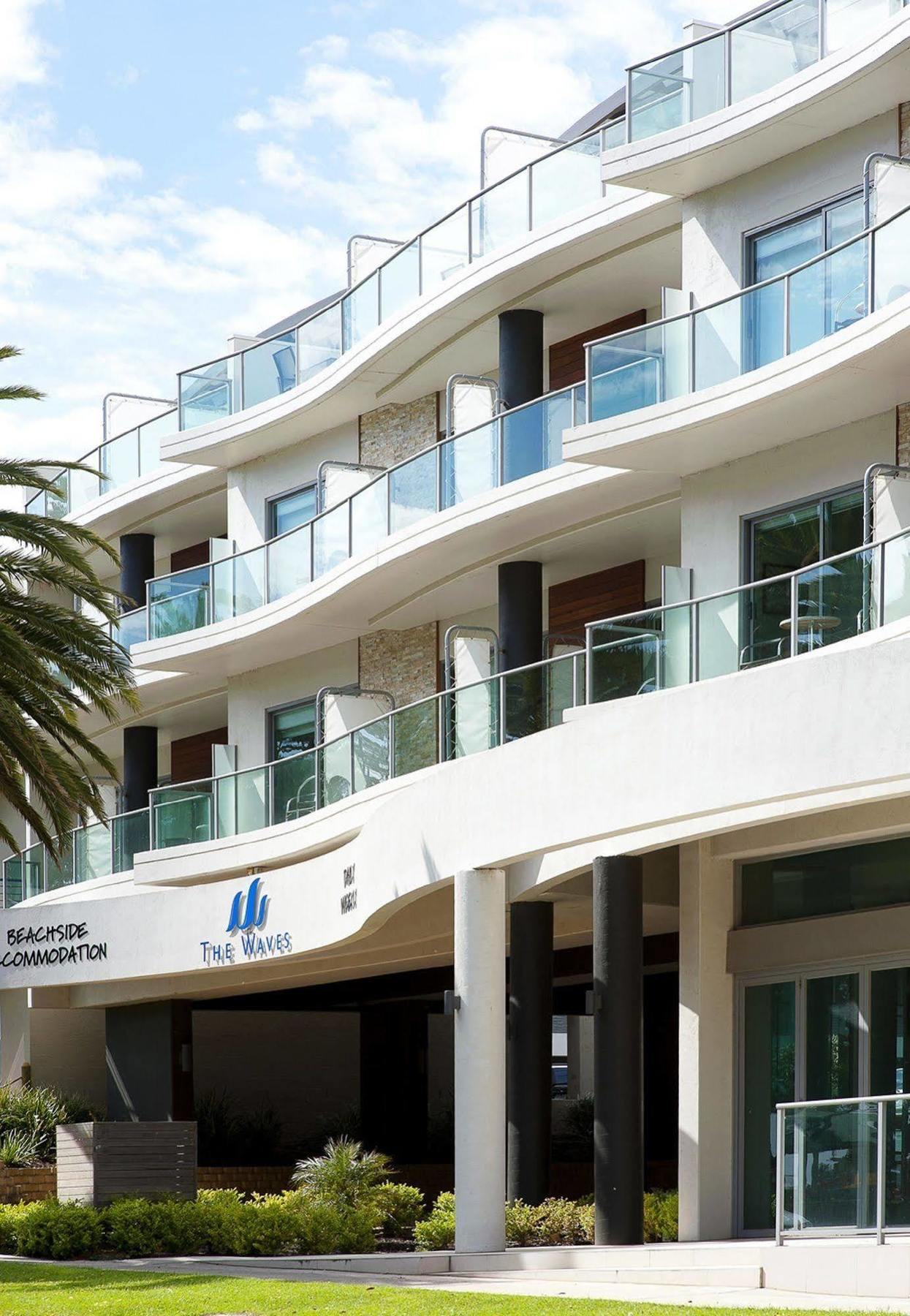 The Waves Apartments Каус Екстер'єр фото