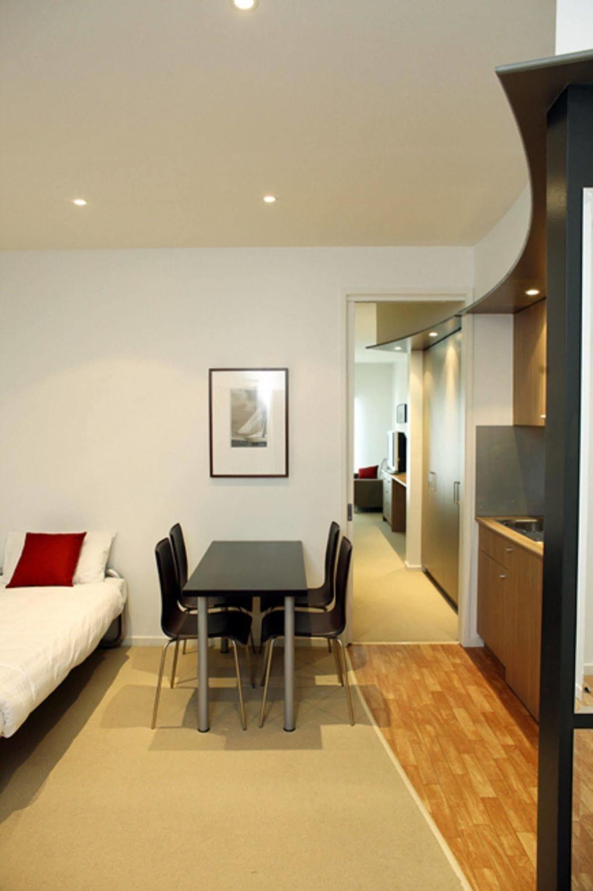 The Waves Apartments Каус Екстер'єр фото