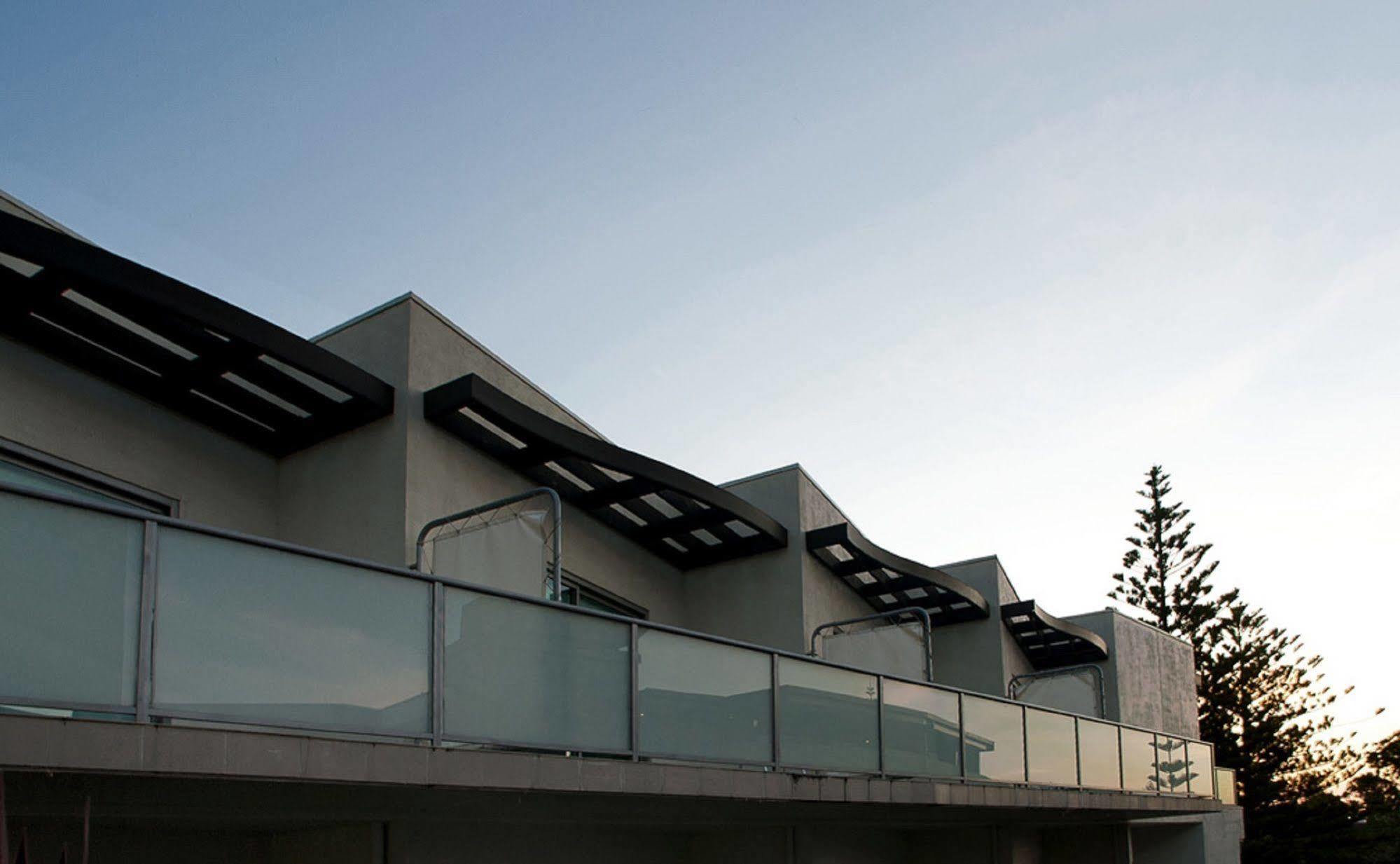 The Waves Apartments Каус Екстер'єр фото